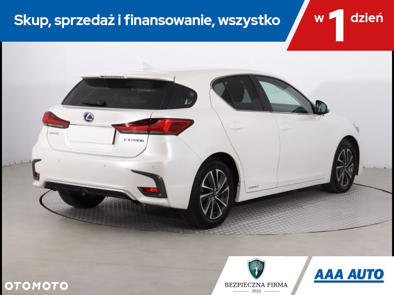 Lexus CT - 6
