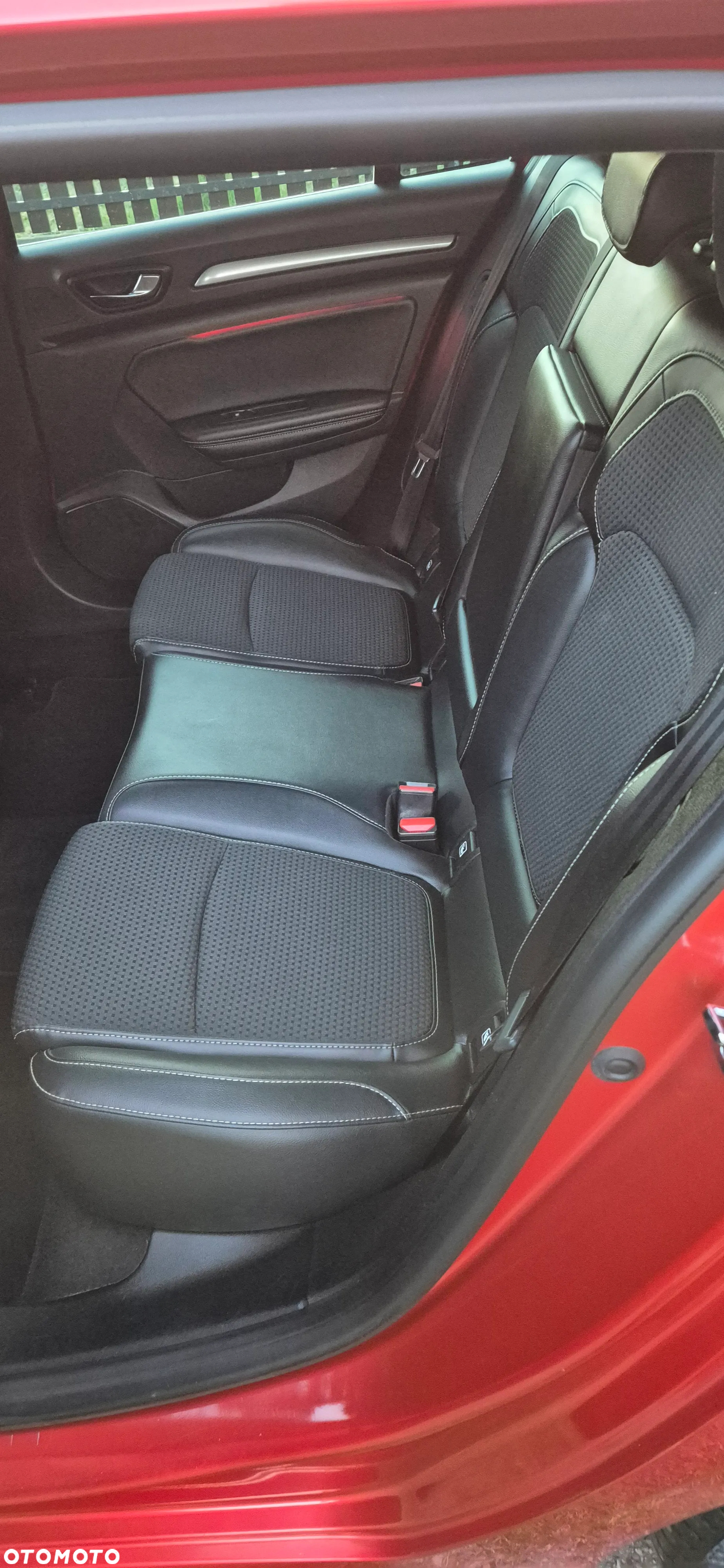 Renault Megane 1.2 Energy TCe Bose - 10