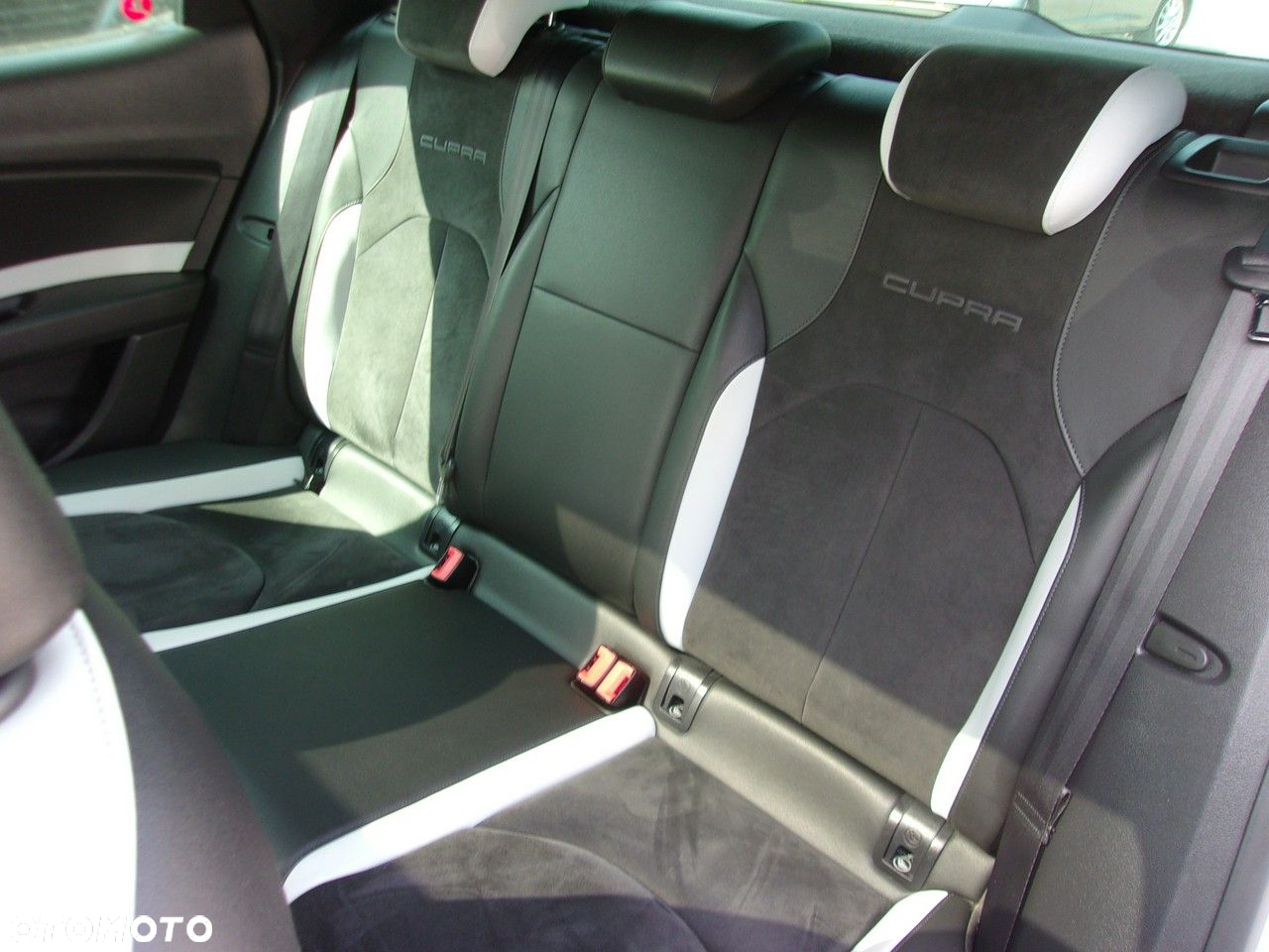 Seat Leon 2.0 TSI Cupra S&S 280 DSG - 27