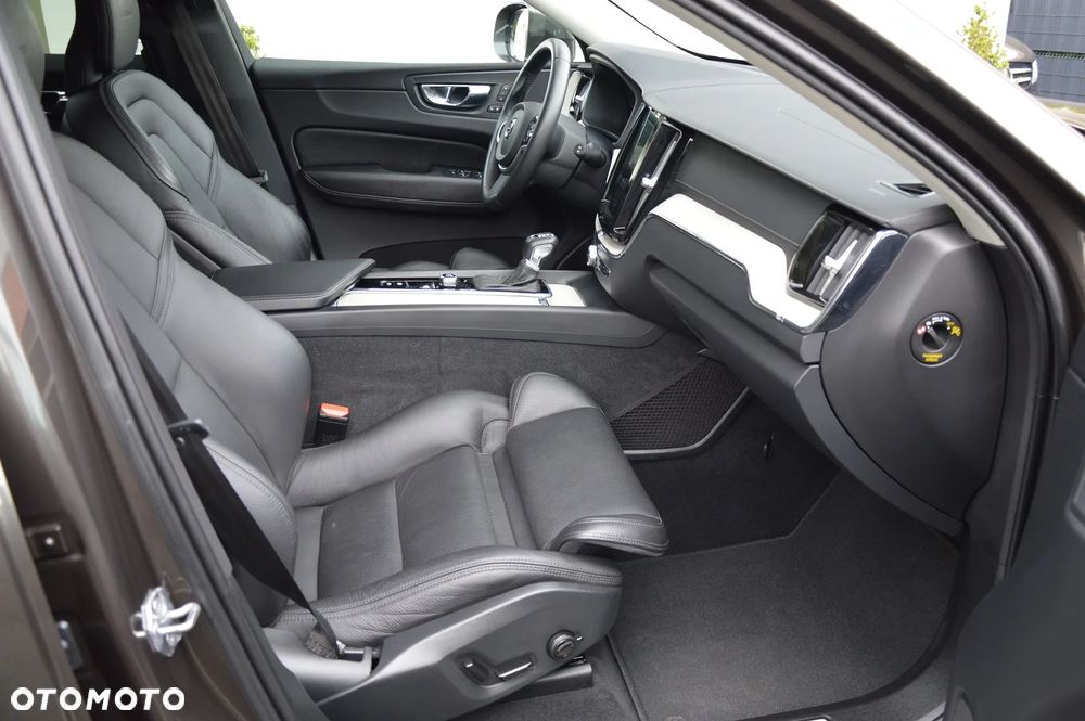 Volvo XC 60 D4 Inscription - 12