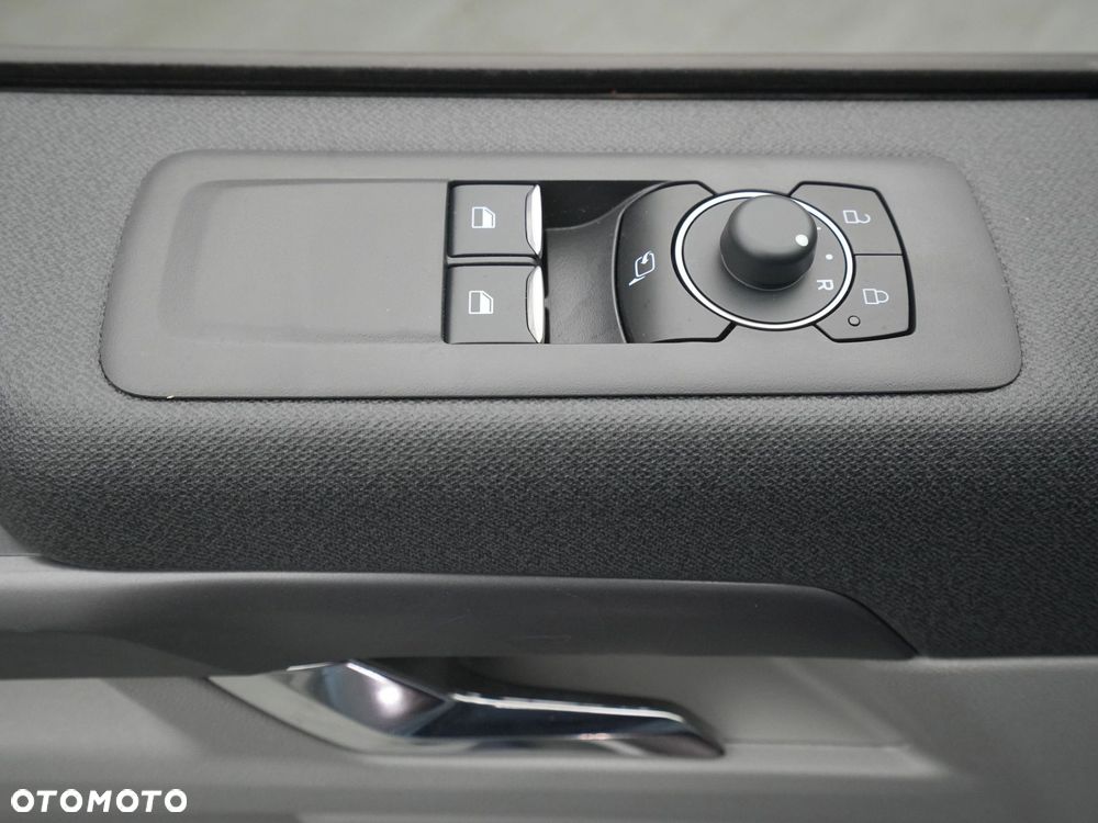 Ford Tourneo Custom 2.0 EcoBlue 320 L2 Titanium - 16