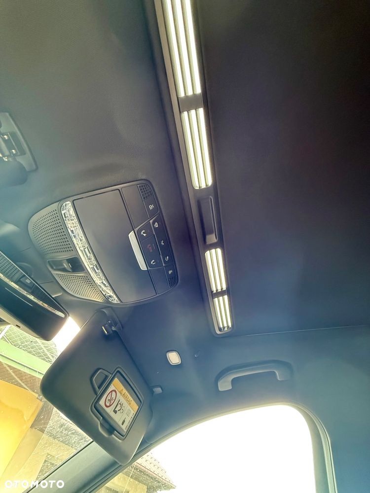 Mercedes-Benz Klasa E 220 d 9G-TRONIC - 26