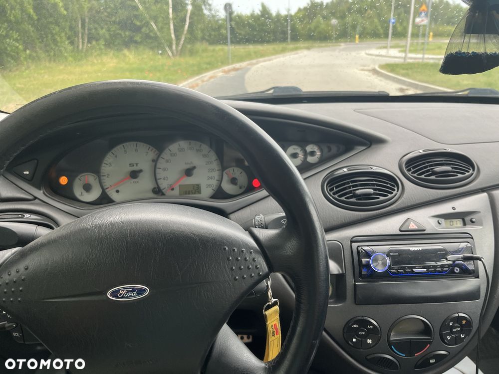 Ford Focus - 6