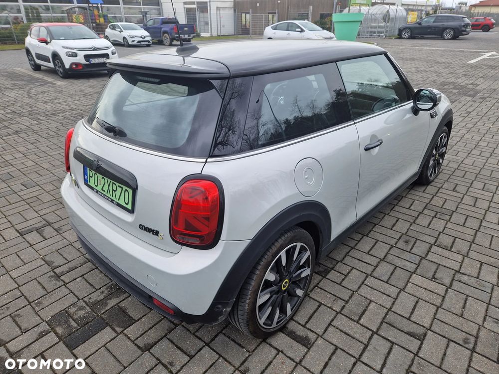 MINI Cooper SE Electric Trim - 5