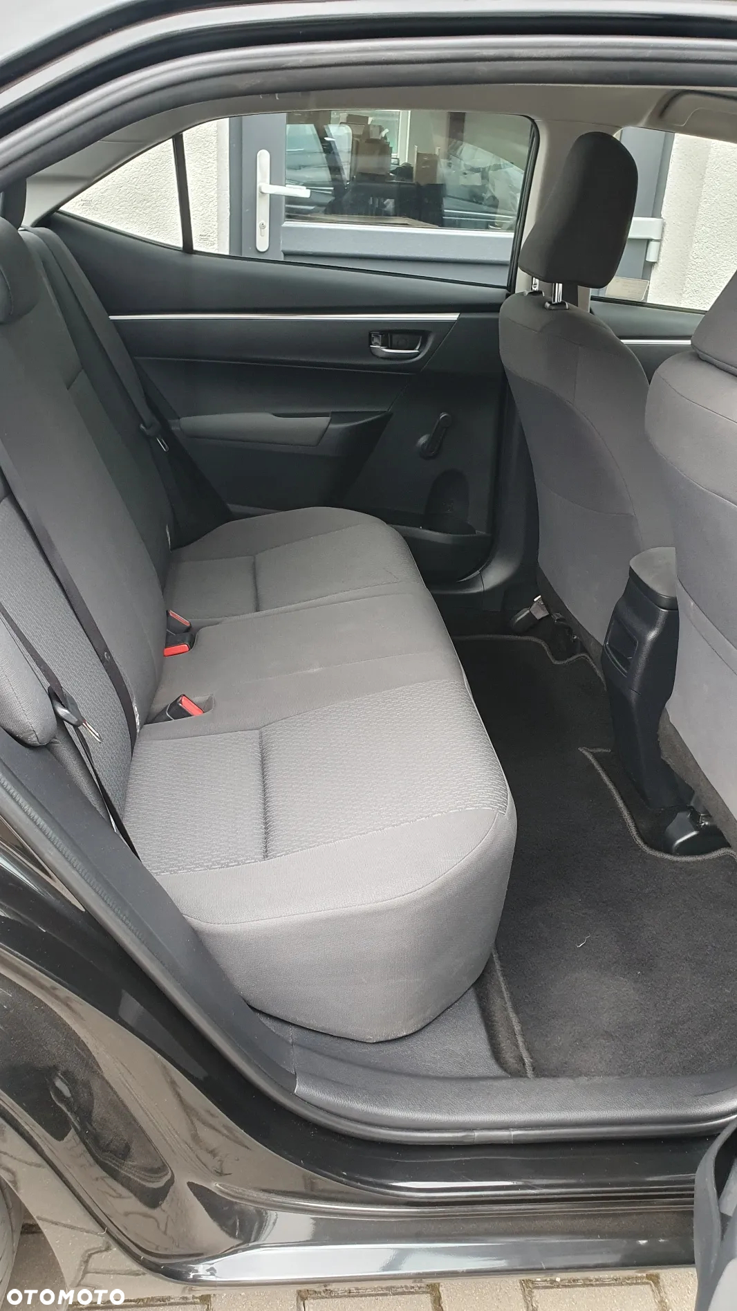 Toyota Corolla 1.4 D-4D Active - 21