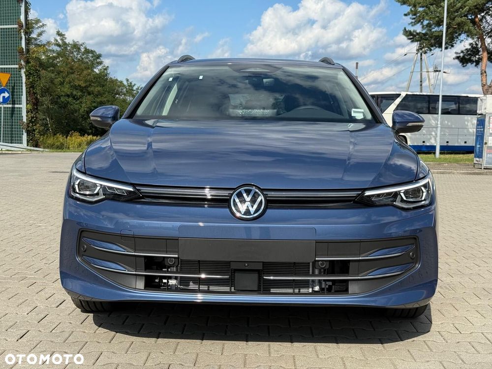 Volkswagen Golf Variant 1.5 eTSI mHEV Life Plus DSG - 2