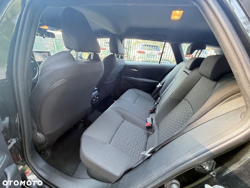 Toyota Corolla 1.8 Hybrid Comfort - 19
