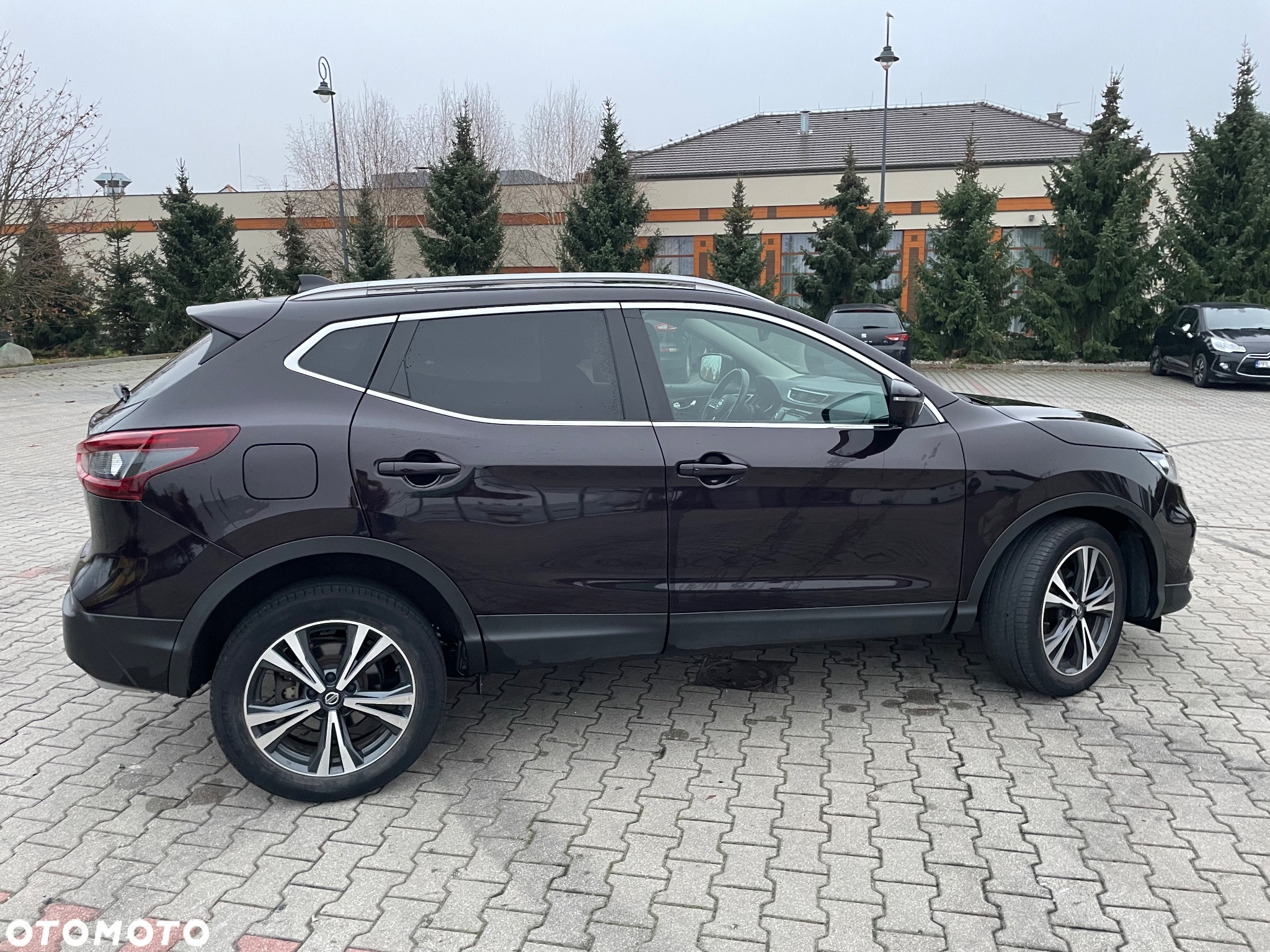 Nissan Qashqai 1.3 DIG-T N-Connecta - 10