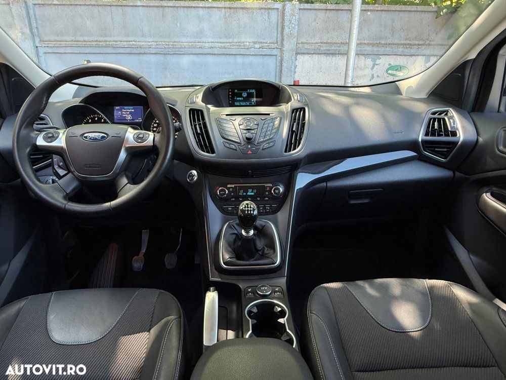 Ford Kuga - 5