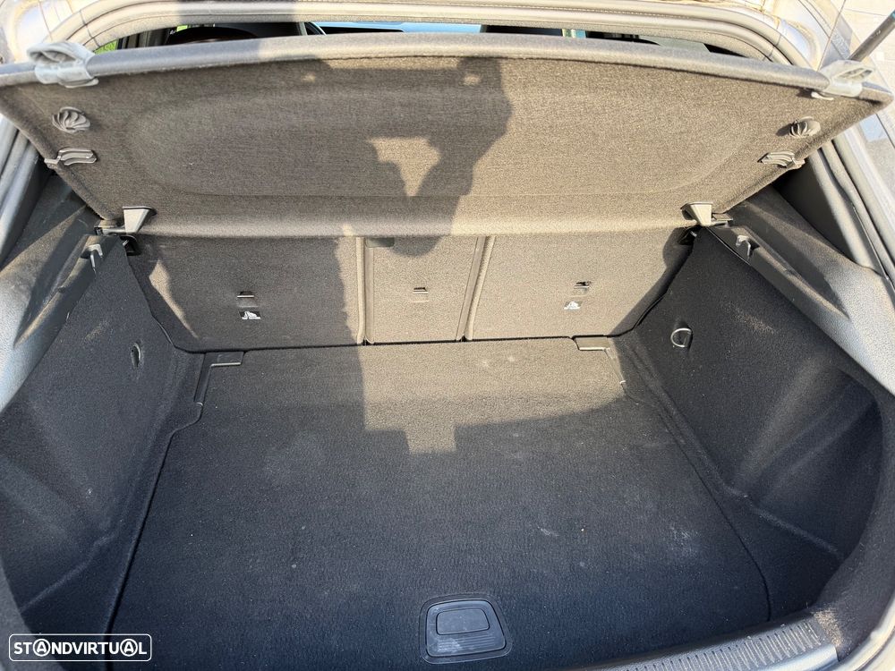 Mercedes-Benz A 180 d 7G-DCT AMG Line - 37