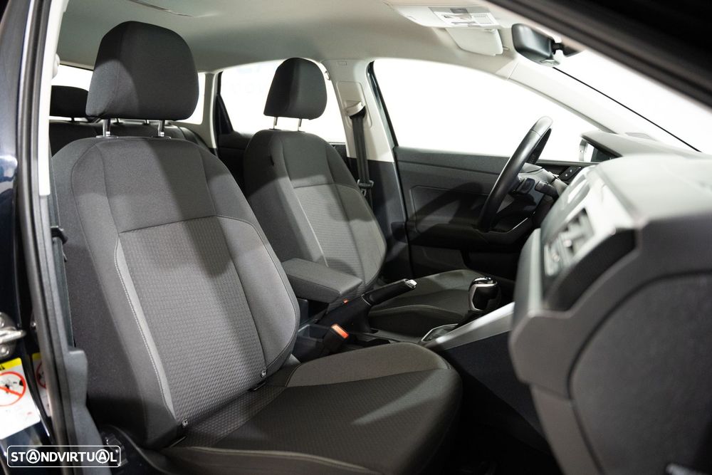 Volkswagen Taigo 1.0 TSI Life DSG — fotografia 19