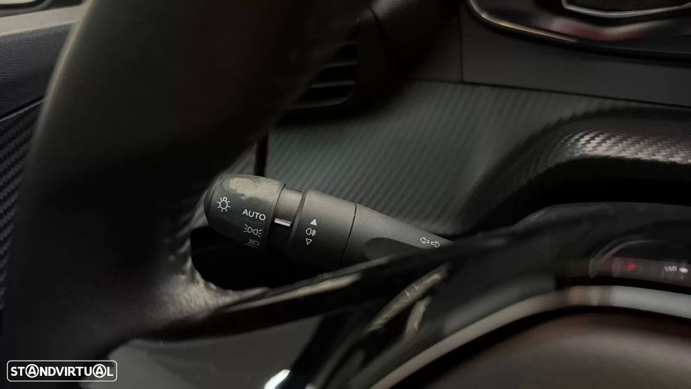 Peugeot 2008 PureTech 100 Style - 24