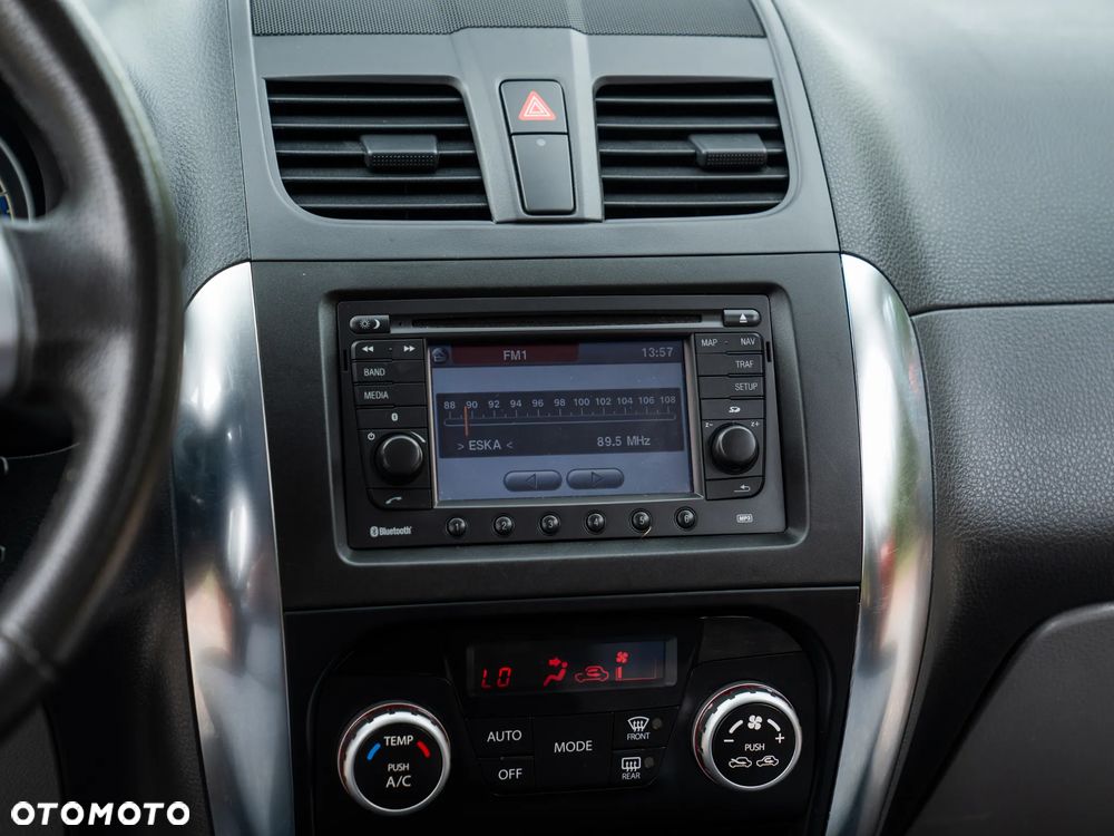 Suzuki SX4 1.6 VVT 4x4 Style - 30
