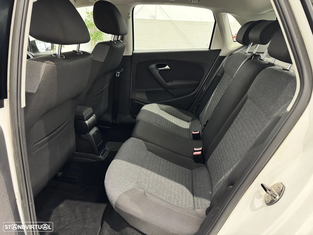 VW Polo 1.2 Confortline - 22