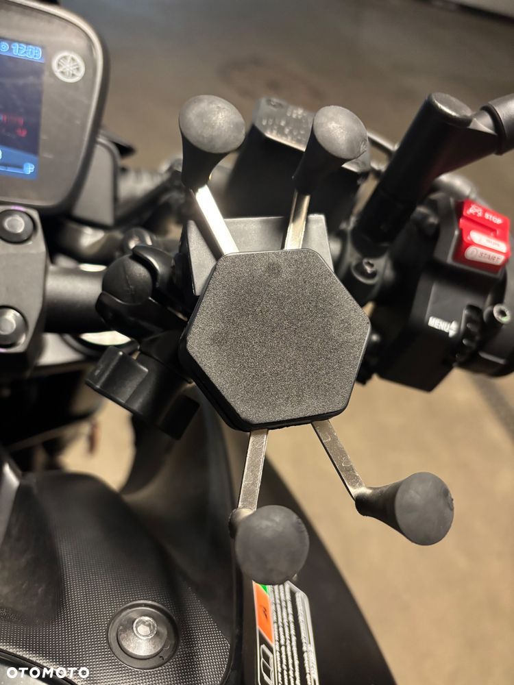 Yamaha MT - 21