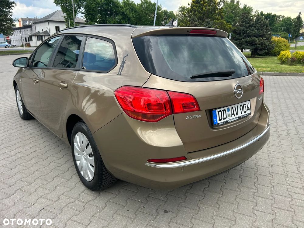 Opel Astra 1.4 Turbo - 15