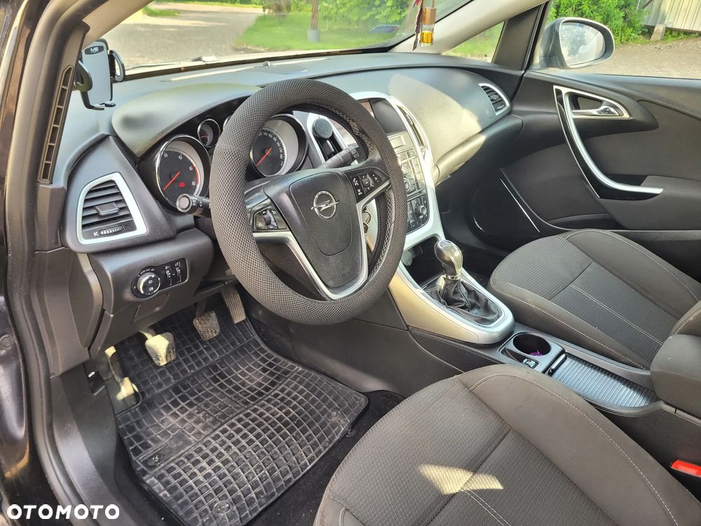 Opel Astra 2.0 CDTI Cosmo - 8