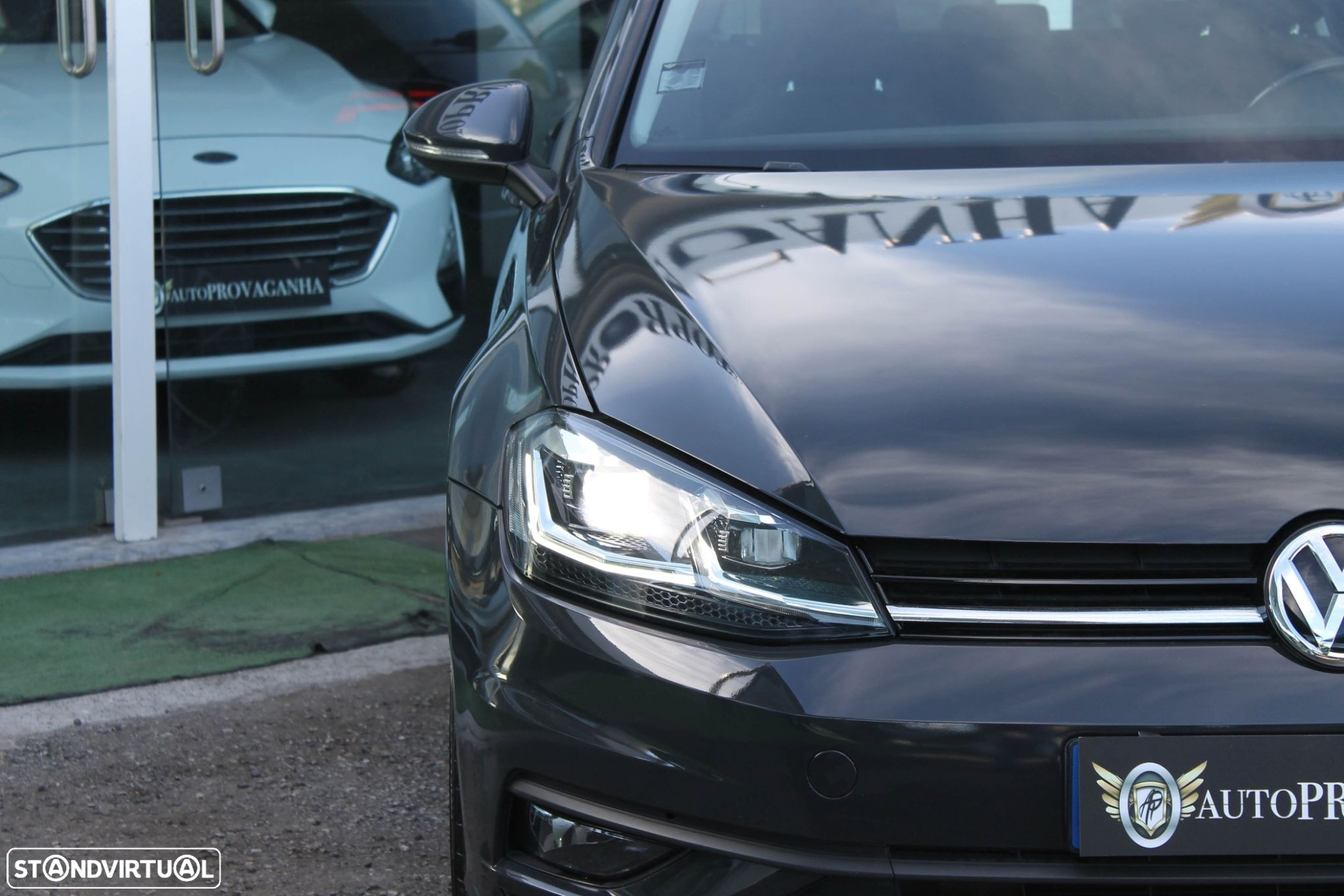VW Golf - 26
