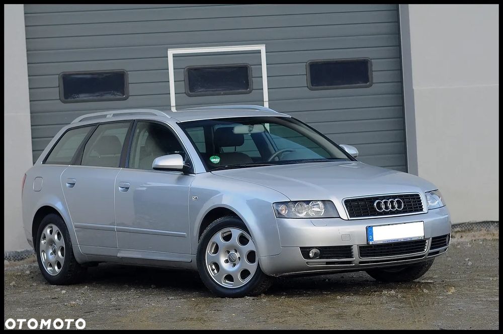 Audi A4 Avant - 16
