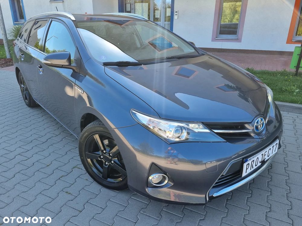 Toyota Auris 1.8 HSD Prestige - 27