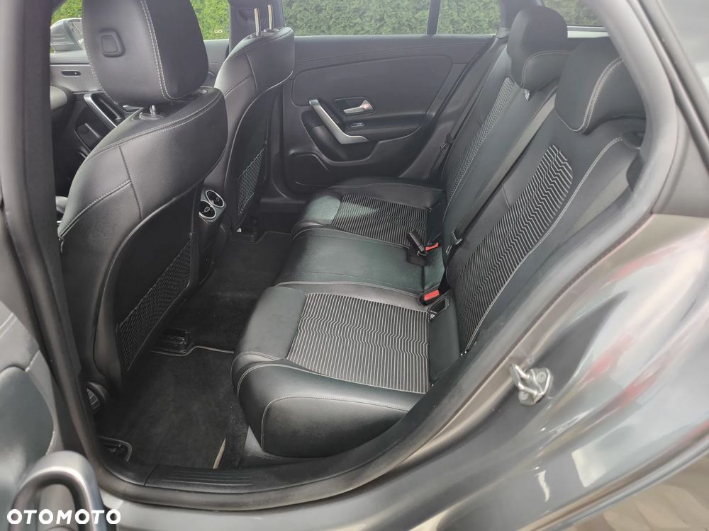 Mercedes-Benz CLA - 15