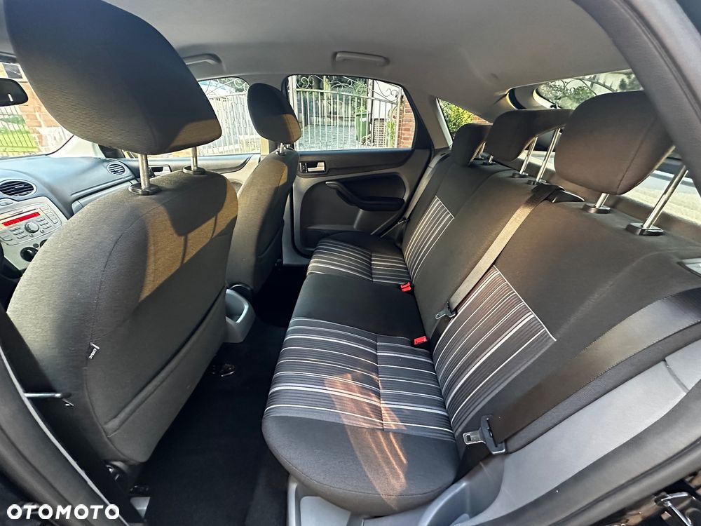 Ford Focus - 10