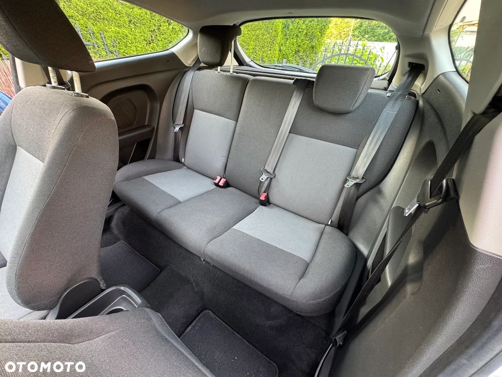 Ford Fiesta 1.25 Ambiente - 12