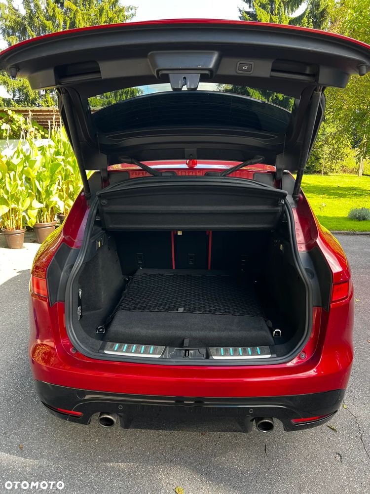 Jaguar F-Pace 3.0 V6 AWD S - 13