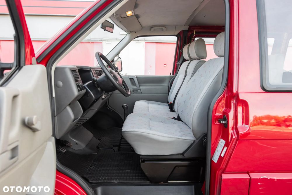 Volkswagen Transporter - 19