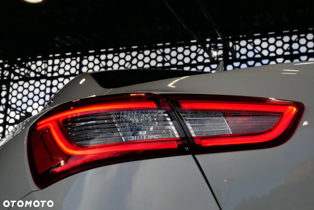 Maserati Ghibli S - 37