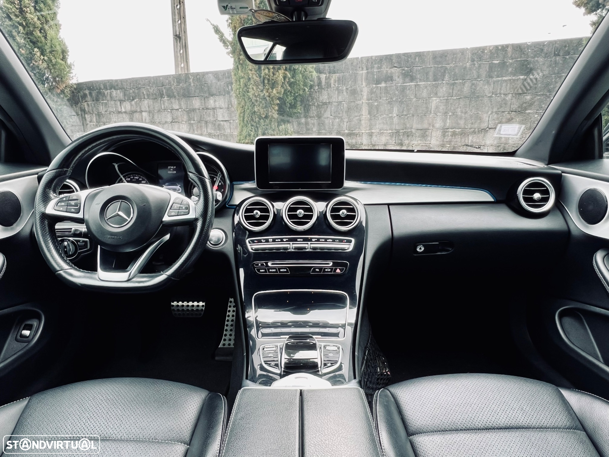 Mercedes-Benz C 200 Coupe 9G-TRONIC AMG Line - 12