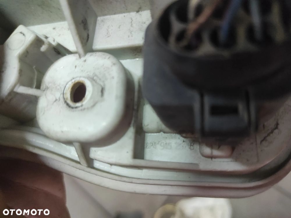 WKŁAD LAMPY AUDI A3 8P LIFT LED PRAWY LEWY W BŁOTNIK 8P4945258D 8P4945257D CAŁE SPRAWNE OE WYSYŁKA !!!!! - 3