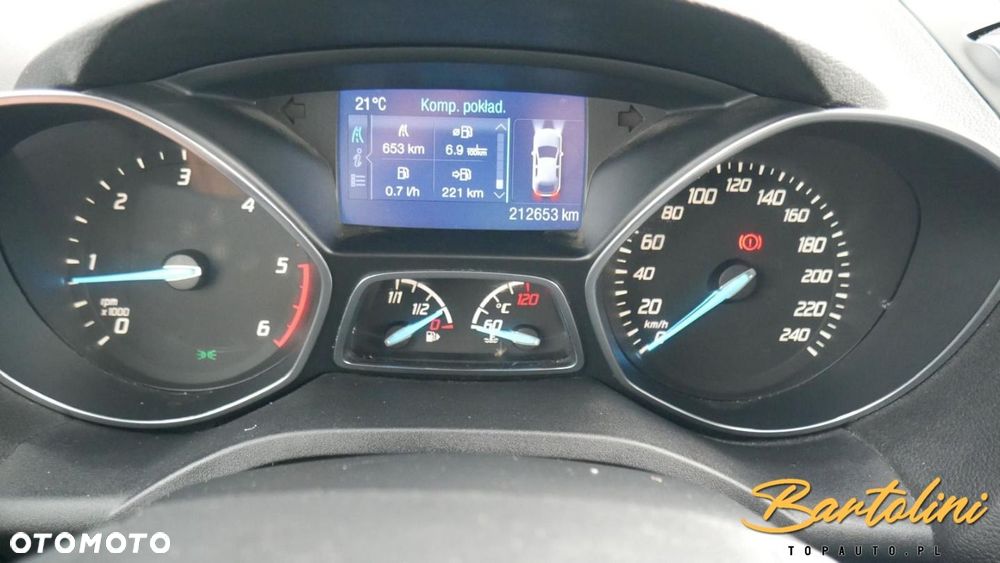 Ford Kuga - 12