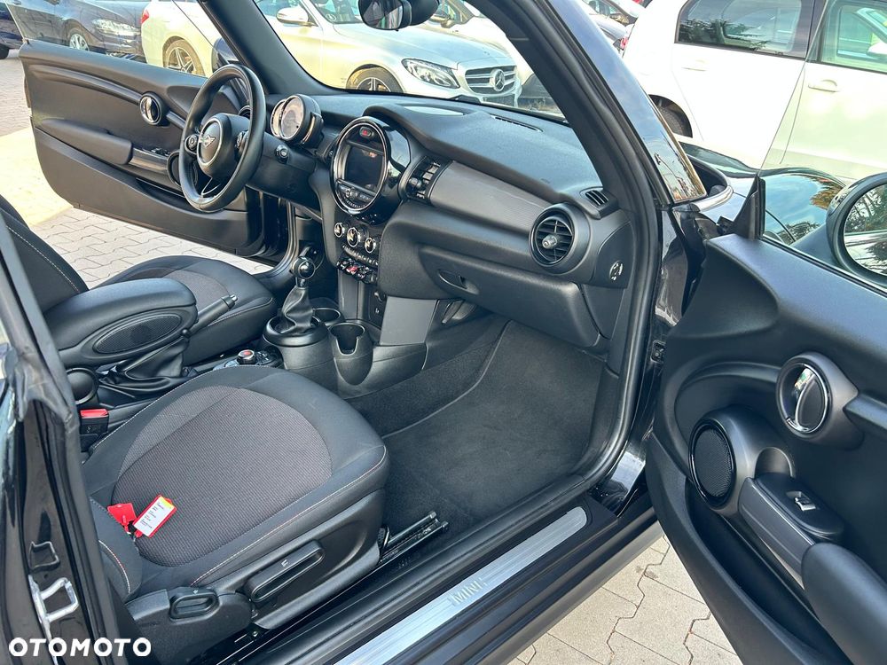 MINI Cooper Classic Trim - 27