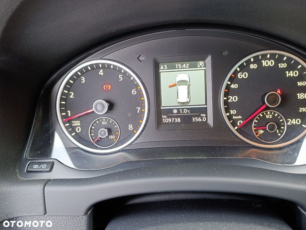 Volkswagen Tiguan - 15