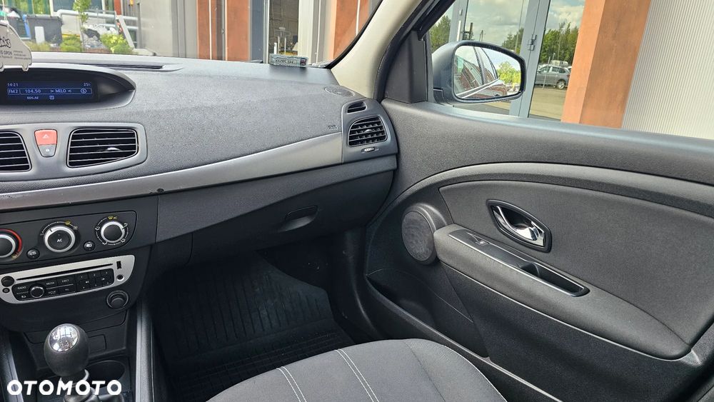 Renault Fluence 1.5 dCi Limited - 9