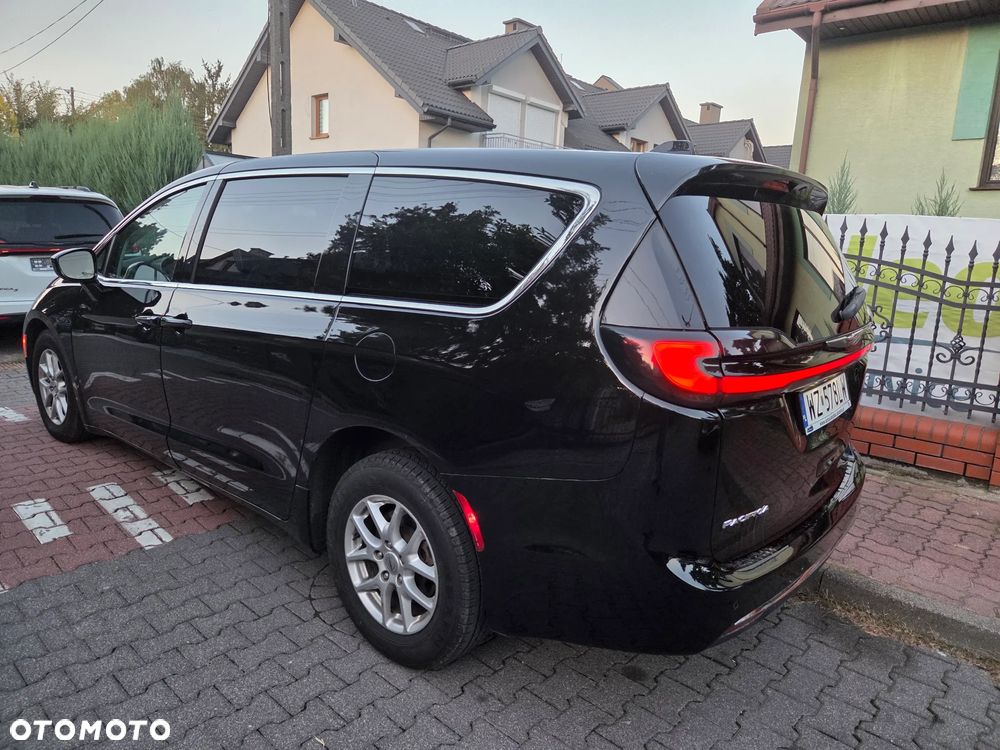 Chrysler Pacifica 2023 photo 5