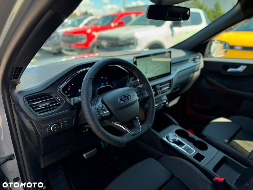 Ford Kuga 2.5 FHEV AWD ST-Line X - 22