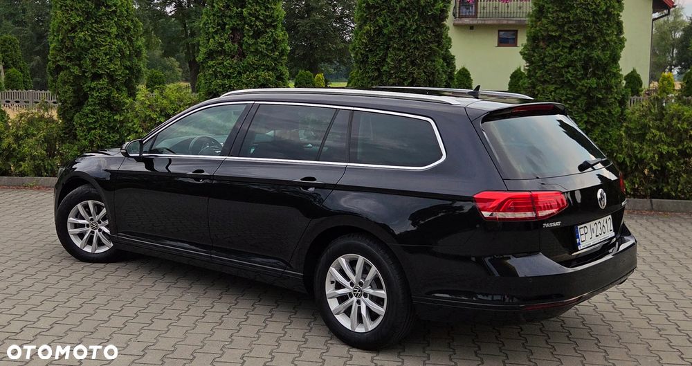 Volkswagen Passat 2.0 TDI (BlueMotion Technology) Comfortline - 4