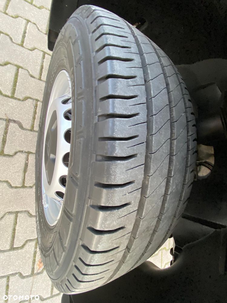 Volkswagen CRAFTER 2,0 TDI 163KM KONTENER 8EP WINDA ZEPRO NISKI PRZEBIEG - 26