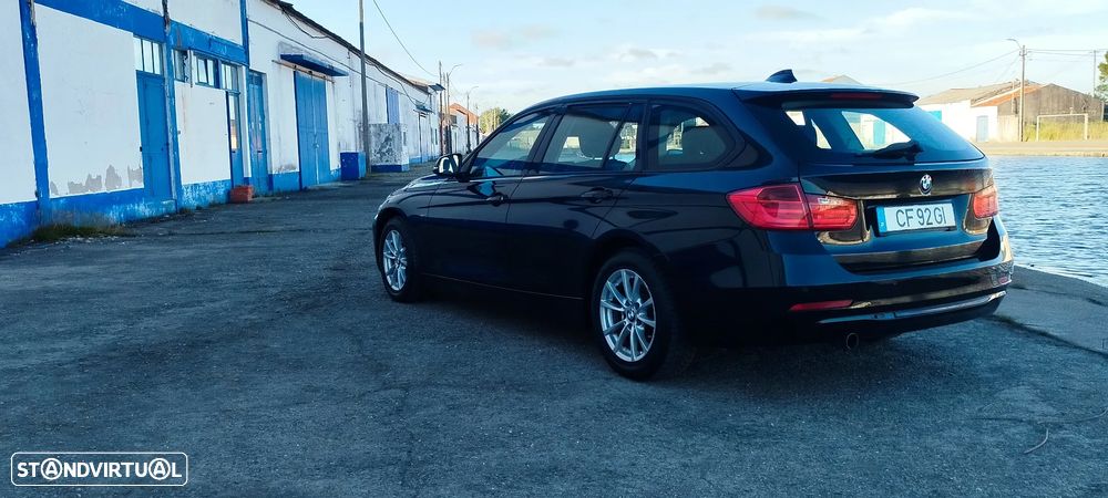 BMW 318 d xDrive Line Sport - 3