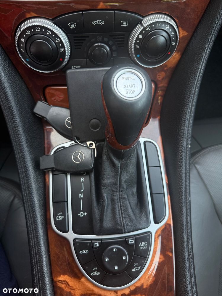 Mercedes-Benz SL 500 7G-TRONIC - 14