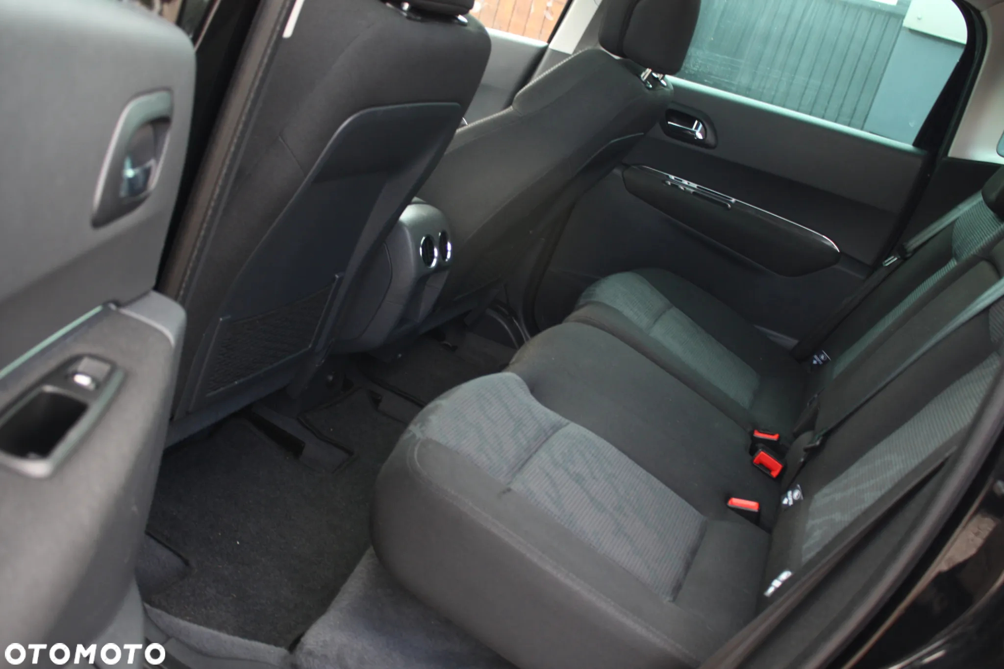 Peugeot 3008 1.6 Active - 27