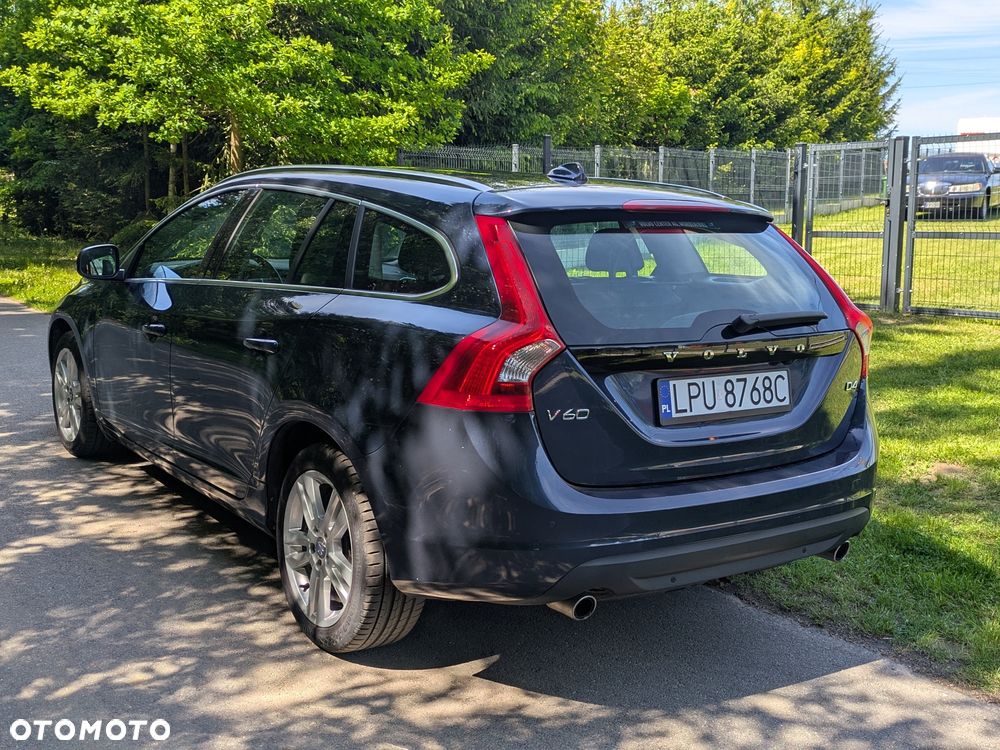 Volvo V60 D4 AWD Summum - 11