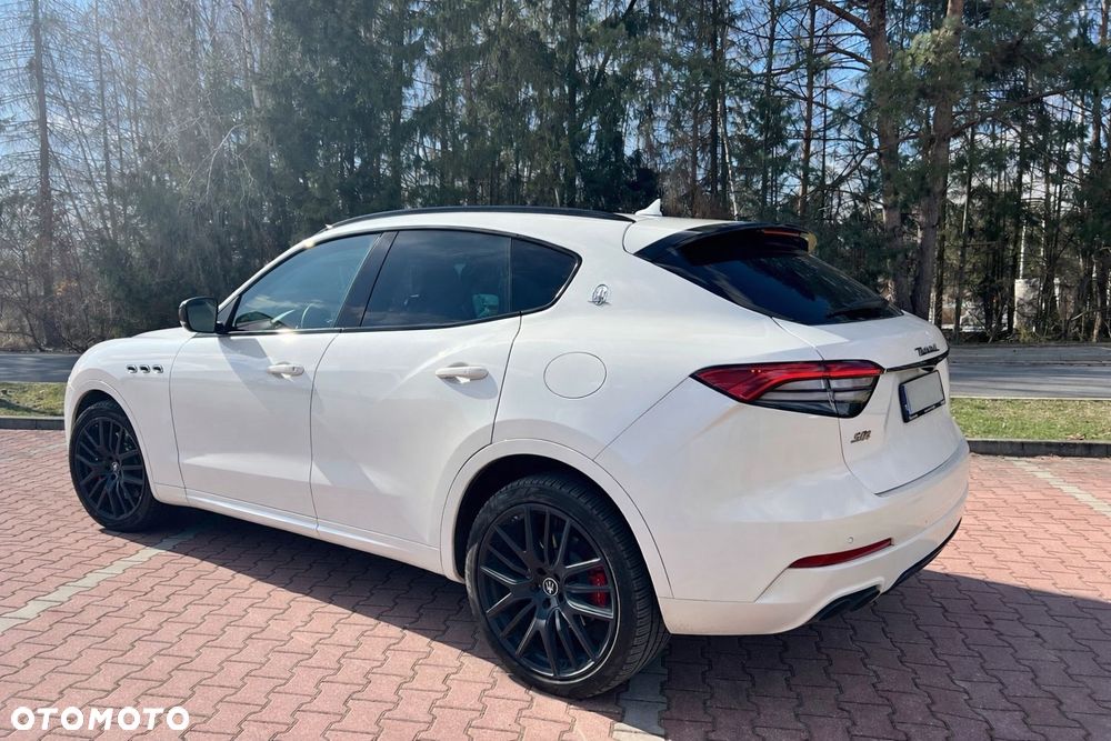 Maserati Levante Modena S - 11