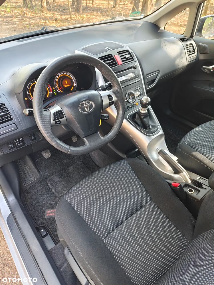 Toyota Auris - 6