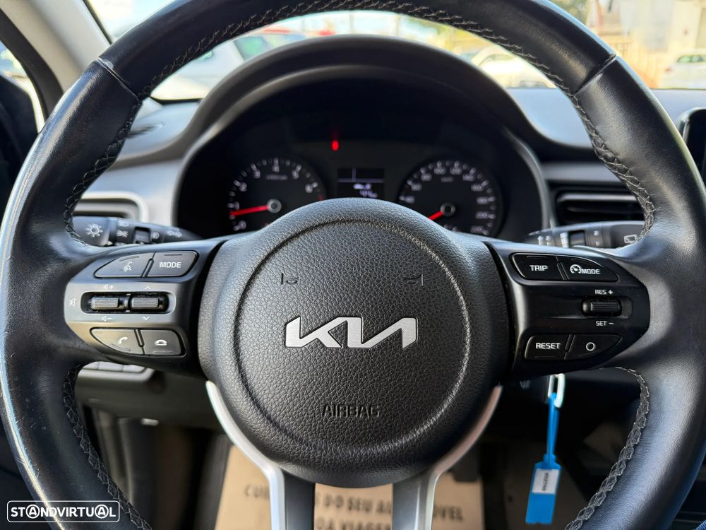 Kia Stonic 1.2 Urban - 31