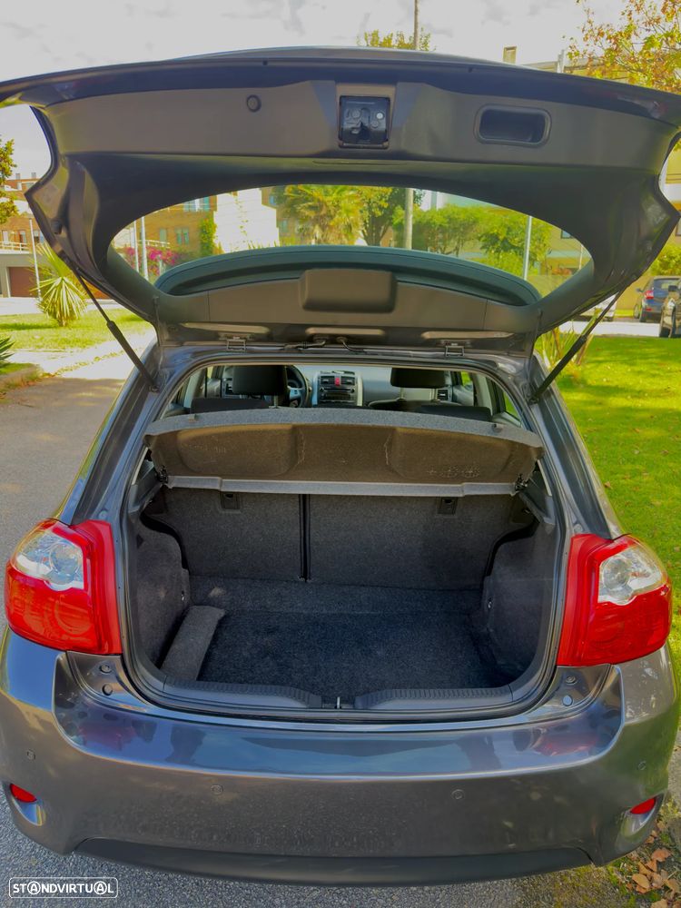 Toyota Auris 1.4 D-4D ACtive+VSC 110g - 10