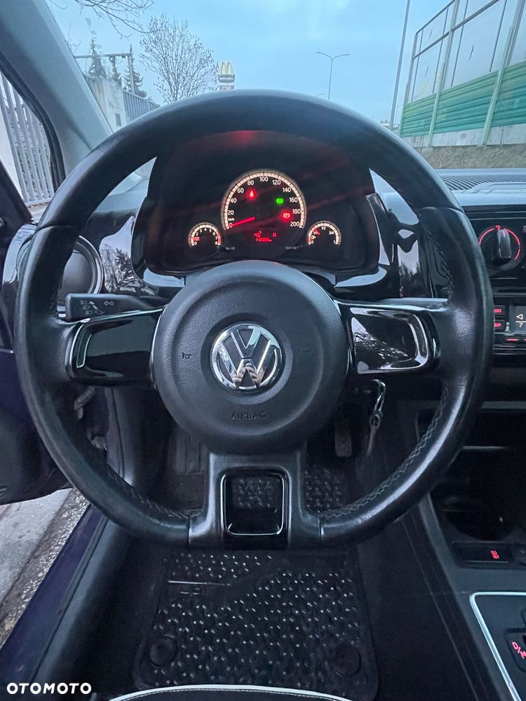 Volkswagen up! 1.0 high - 13