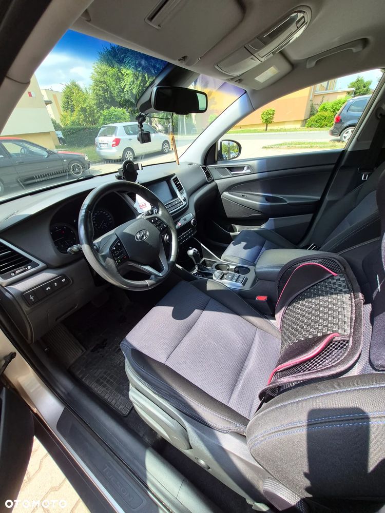 Hyundai Tucson 1.7 CRDI BlueDrive Classic 2WD DCT - 19